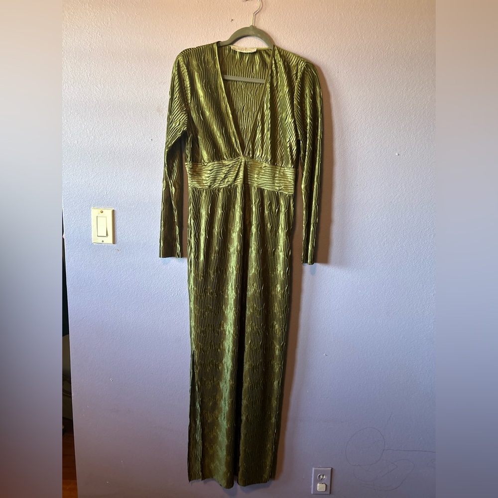 Elegant Green Maxi Dress